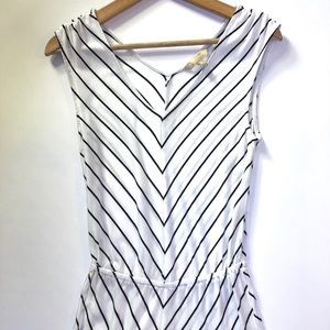 White diagonal stripe maxi dress banana Republic